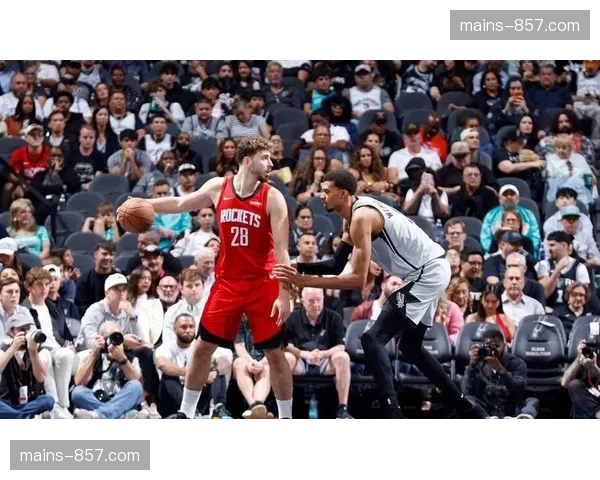 马刺限制对手三分命中率35.9% 外线防守覆盖面积充足